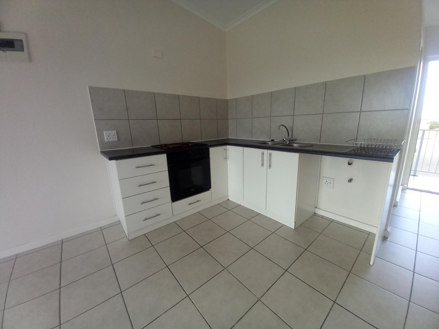 To Let 2 Bedroom Property for Rent in Brackenfell South Western Cape